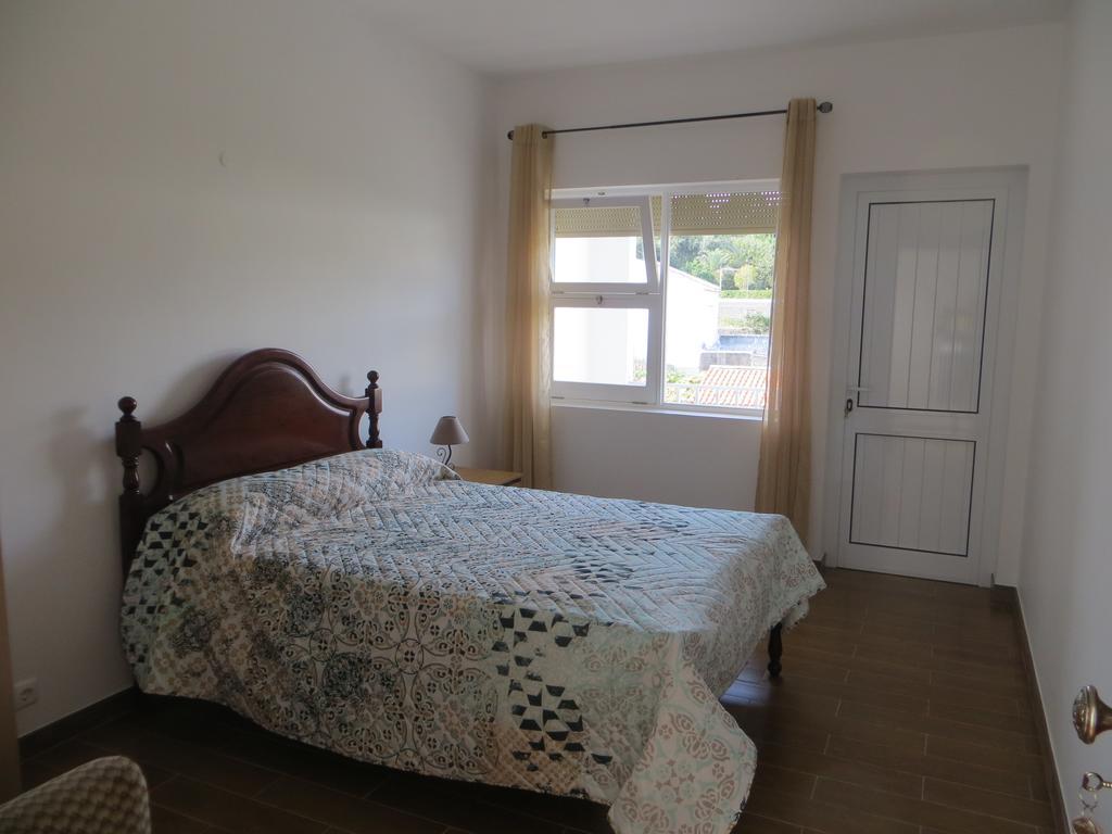 Apartamento Segundo Canto ปอนตาเดลกาดา ภายนอก รูปภาพ